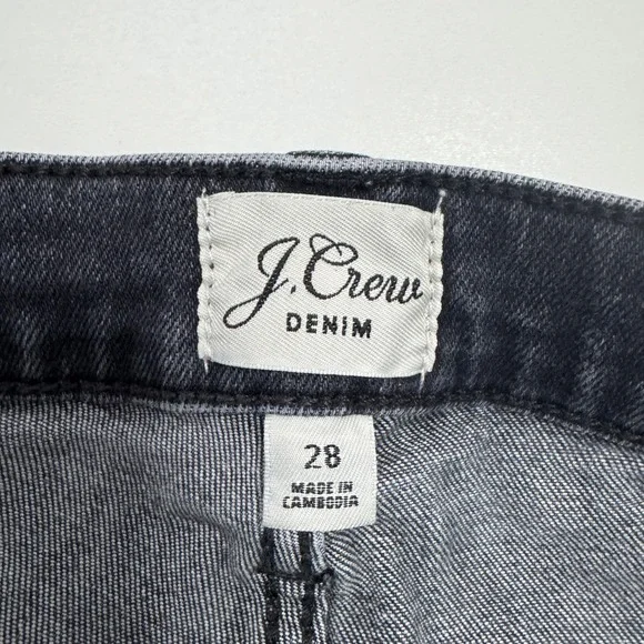 J. Crew 9" Mid Rise Vintage Straight Jeans Dark Gray Rinse Wash Size 28 - Picture 3 of 7